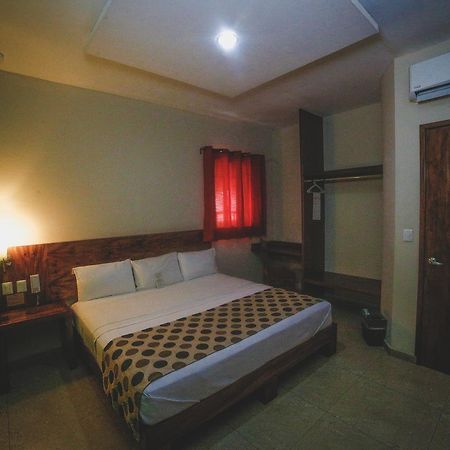 קולימה Hotel San Pablo מראה חיצוני תמונה