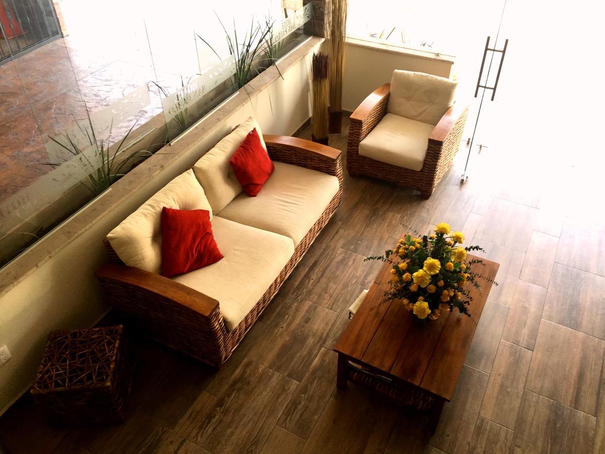 קולימה Hotel San Pablo מראה חיצוני תמונה